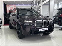 بی ئێم دەبڵیو X7